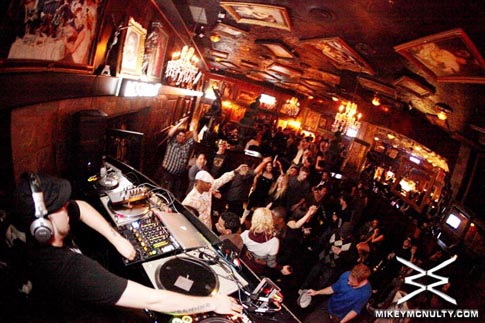 artisanafterhours_112610_32
