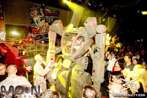 moon_bang_JRocOween_102610_004