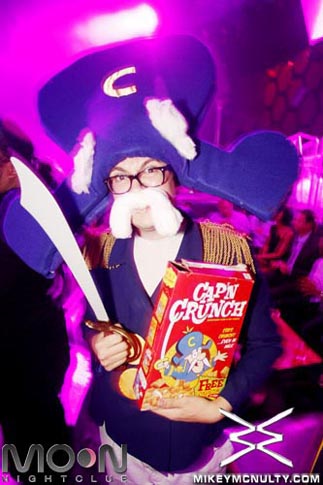 moon_bang_JRocOween_102610_034