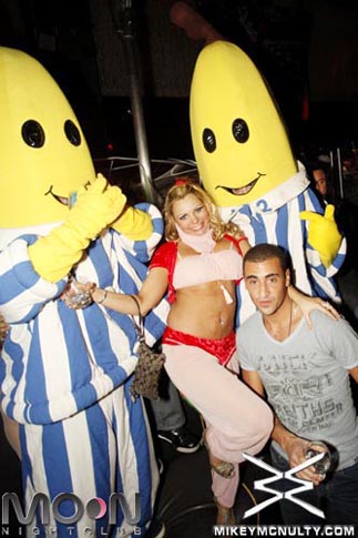 moon_bang_JRocOween_102610_038