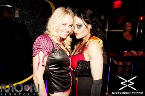 moon_bang_JRocOween_102610_041