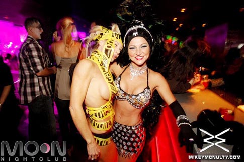 moon_bang_JRocOween_102610_044