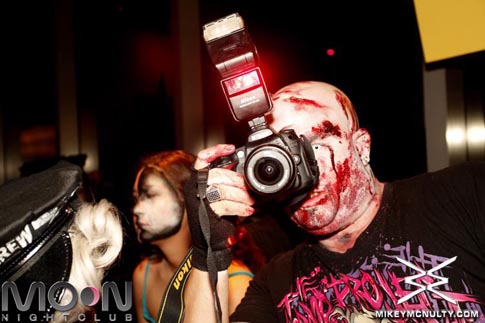moon_bang_JRocOween_102610_054