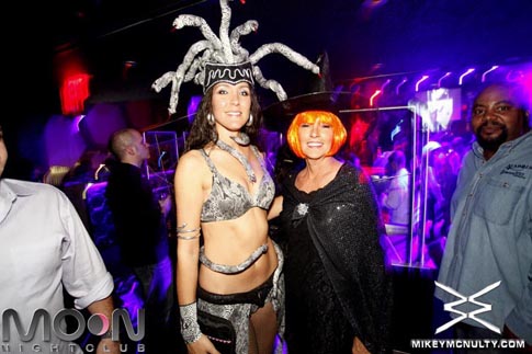 moon_bang_JRocOween_102610_067