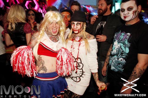 moon_bang_JRocOween_102610_075