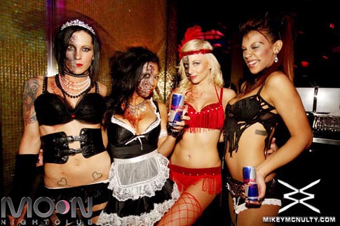 moon_bang_JRocOween_102610_099