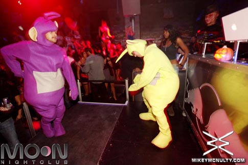 moon_bang_JRocOween_102610_121