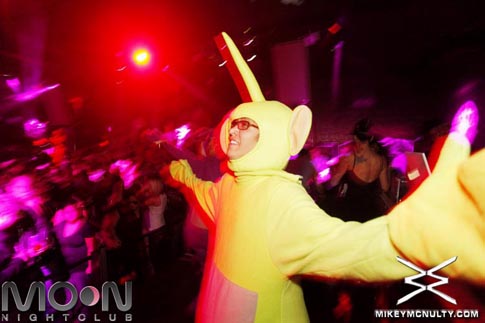 moon_bang_JRocOween_102610_125