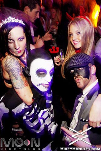 moon_bang_JRocOween_102610_143