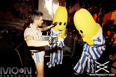 moon_bang_JRocOween_102610_151