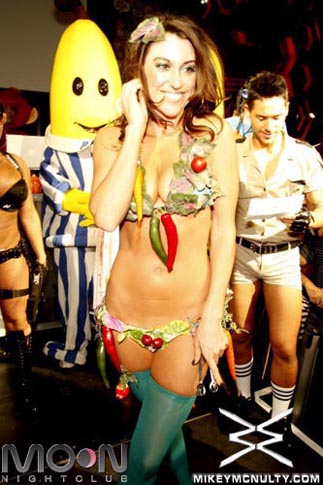 moon_bang_JRocOween_102610_165