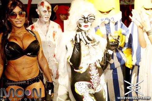 moon_bang_JRocOween_102610_171