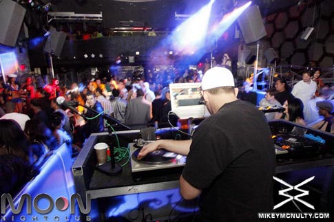 moon_bang_JRocOween_102610_182