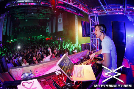 Avalon_Avaland_Hollywood_Darude_111409_032