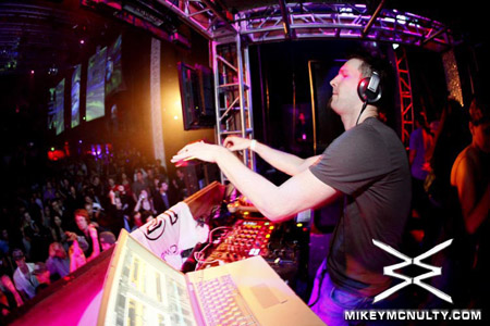 Avalon_Avaland_Hollywood_Darude_111409_037