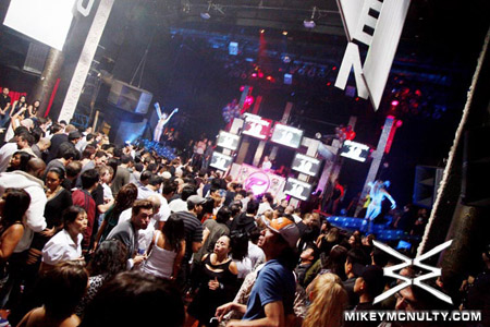 Avalon_Avaland_Hollywood_Darude_111409_052