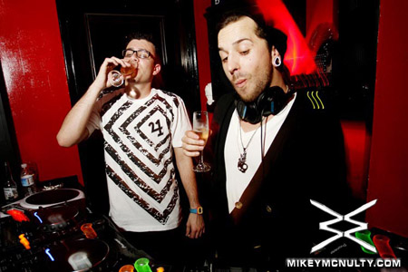 Drais_Afterhours_NYE_123109_014