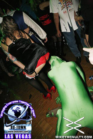 Fetish_Fantasy_2009_061