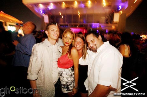 ghostbar_82010_042