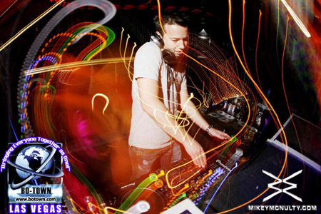Godskitchen_SandervanDoorn_BodyEnglish_LasVegas_102109_153