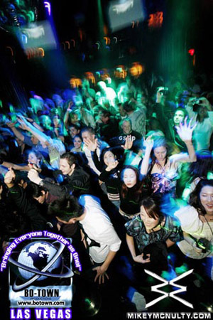 FerryCorsten_Godskitchen_BodyEnglish_LasVegas_102809_113