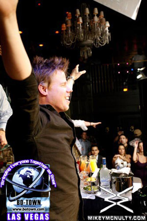 FerryCorsten_Godskitchen_BodyEnglish_LasVegas_102809_125