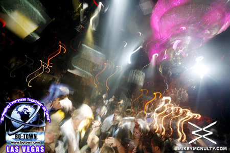 BodyEnglish_Godskitchen_DjIrene_71509_024
