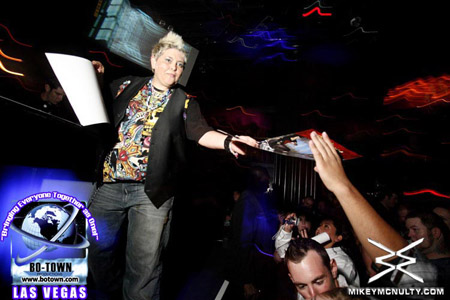 BodyEnglish_Godskitchen_DjIrene_71509_089