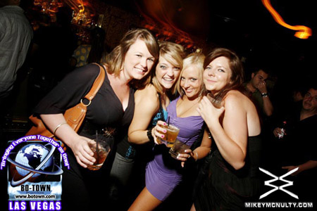 Godskitchen_BodyEnglish_MorganPage_LasVegas_8509_005