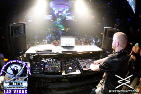 Godskitchen_BodyEnglish_MorganPage_LasVegas_8509_072