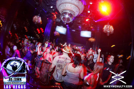 Godskitchen_BodyEnglish_MorganPage_LasVegas_8509_120