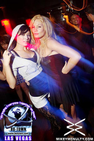 Godskitchen_BodyEnglish_HardRockHotel_JohnDahlback_91609_93