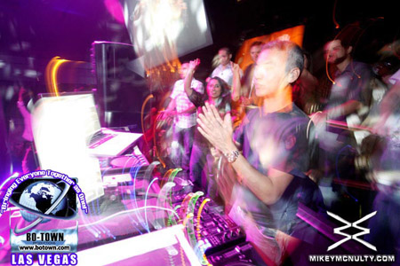 Godskitchen_BodyEnglish_HectorRomero_SatoshiTomiie_92309_81