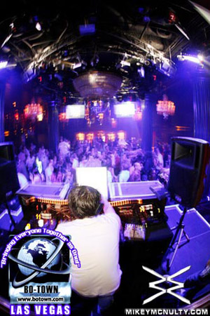 Godskitchen_BodyEnglish_PaoloMojo_HardRock_LasVegas_93009_55