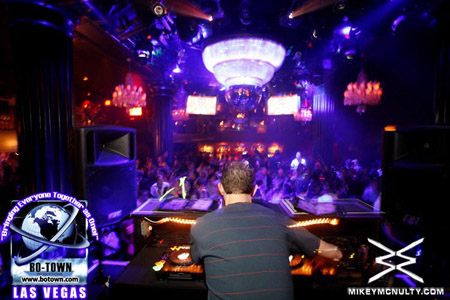 Godskitchen_BodyEnglish_LasVegas_WolfgangGartner_9909_36