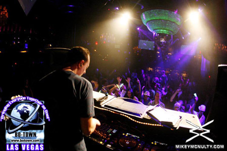 Godskitchen_BodyEnglish_LasVegas_WolfgangGartner_9909_49