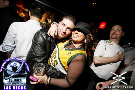 Godskitchen_BodyEnglish_RogerSanchez_120909_103