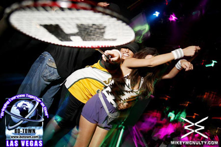 Godskitchen_BodyEnglish_RogerSanchez_120909_122