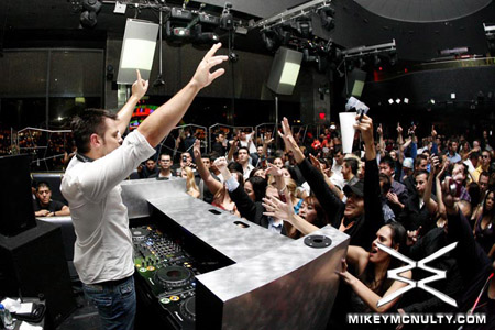 Moon_LasVegas_GoodLifeSundays_ATB_10409_073