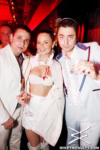 tao_ericmorillo_103110_051