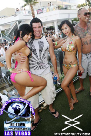 FabulousFestival-CarlCox-PalmsPool-9609_064
