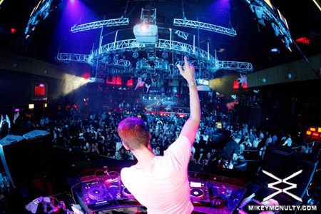Perfecto_oakenfold_jong_21310_097