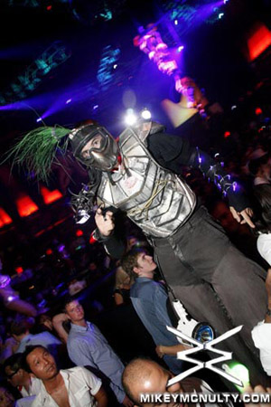 ArminvanBuuren_Perfecto_RainNightclub_LasVegas_101009_016
