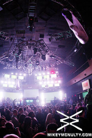 Perfecto_Vegas_RainNightclub_JunkieXL_120509_023