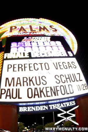 MarkusSchulz_BlakeJarrell_Perfecto_Rain_LasVegas_112109_002