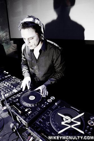 MarkusSchulz_BlakeJarrell_Perfecto_Rain_LasVegas_112109_059
