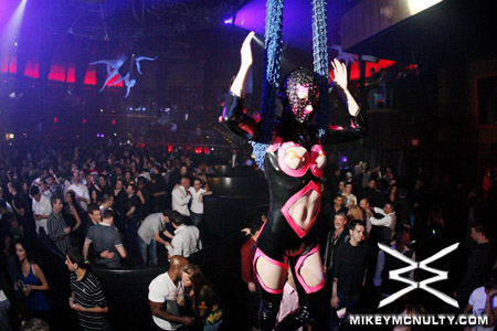 MarkusSchulz_BlakeJarrell_Perfecto_Rain_LasVegas_112109_103