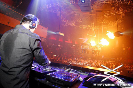 MarkusSchulz_BlakeJarrell_Perfecto_Rain_LasVegas_112109_119