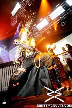 PerfectoVegas_MennoDeJong_RainNightclub_121209_078