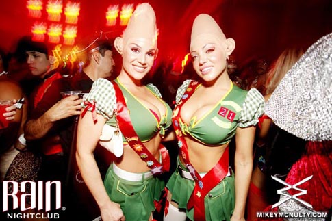 103010_Rain_Perfecto_KillerCostumes_113